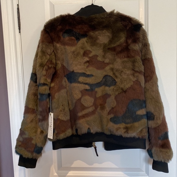 Gorgeous MARRAKECH (mcmcc) Camo faux fur jacket! Never been worn! - Picture 6 of 6